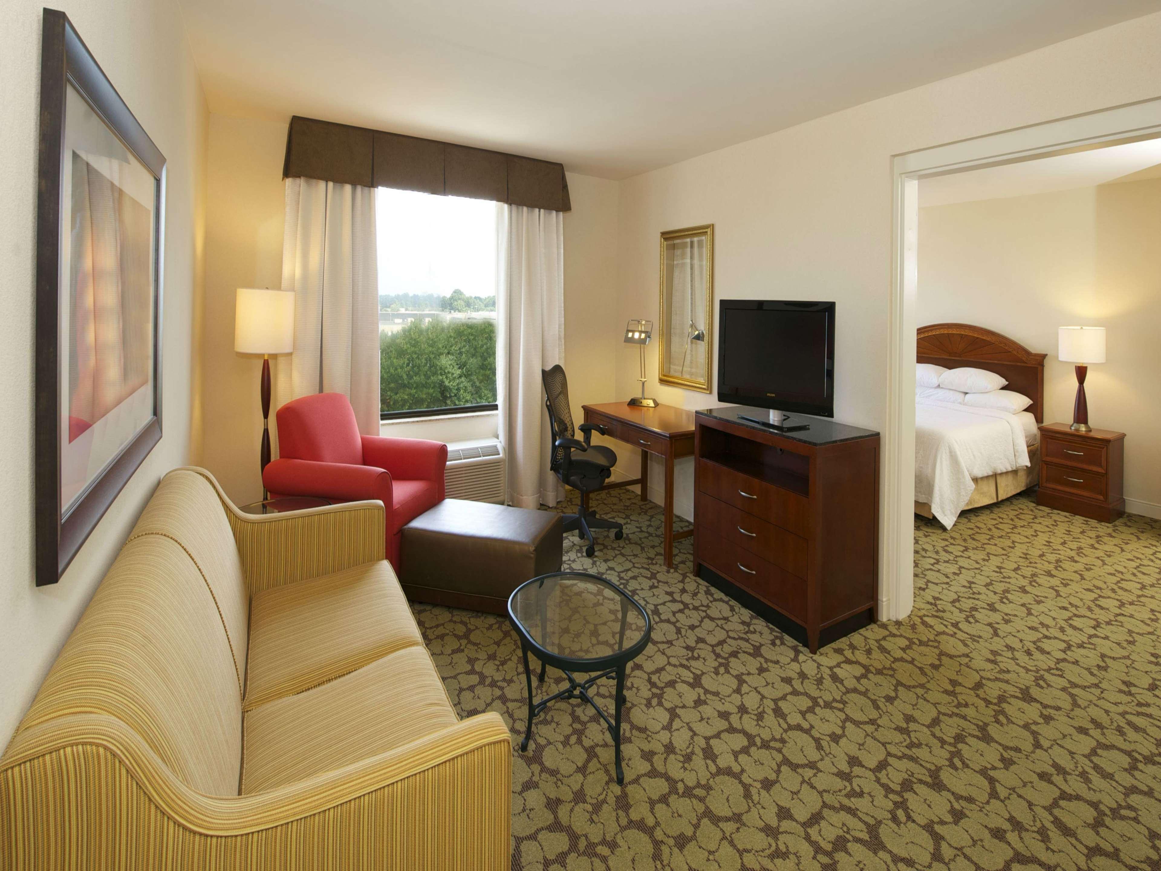 Hilton Garden Inn Virginia Beach Town Center Buitenkant foto