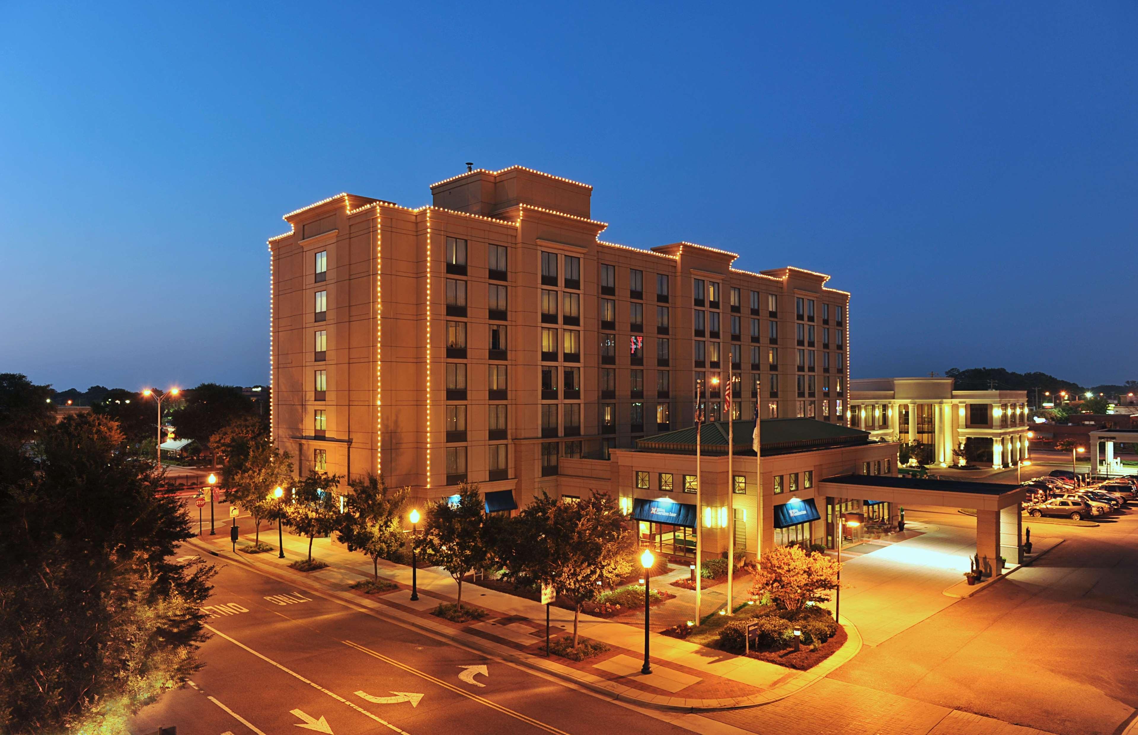 Hilton Garden Inn Virginia Beach Town Center Buitenkant foto