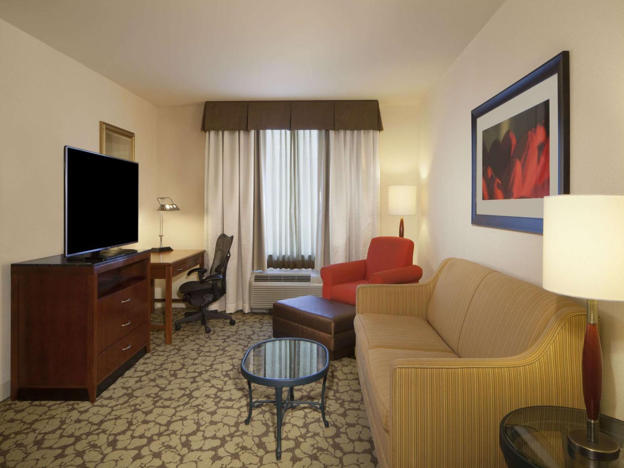 Hilton Garden Inn Virginia Beach Town Center Buitenkant foto